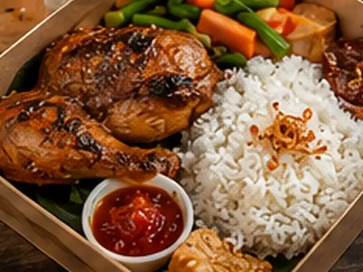 Nasi semur ayam Mikhayla Catering